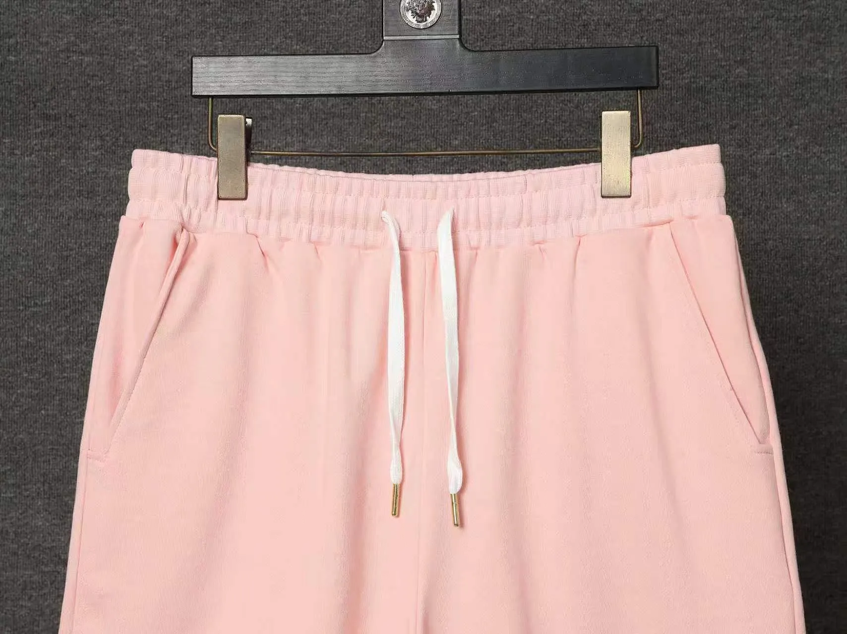 CASABLANCA Casa shorts Printing technology Original development Using gram custom terry fabric Upper body is comfortable Back pocket design Original turning details Made by domestic first-line brands Factory OEM Workmanship is impeccable Wash mark Main wheat Hang tag Complete packaging Sizes S.M.L.XL
